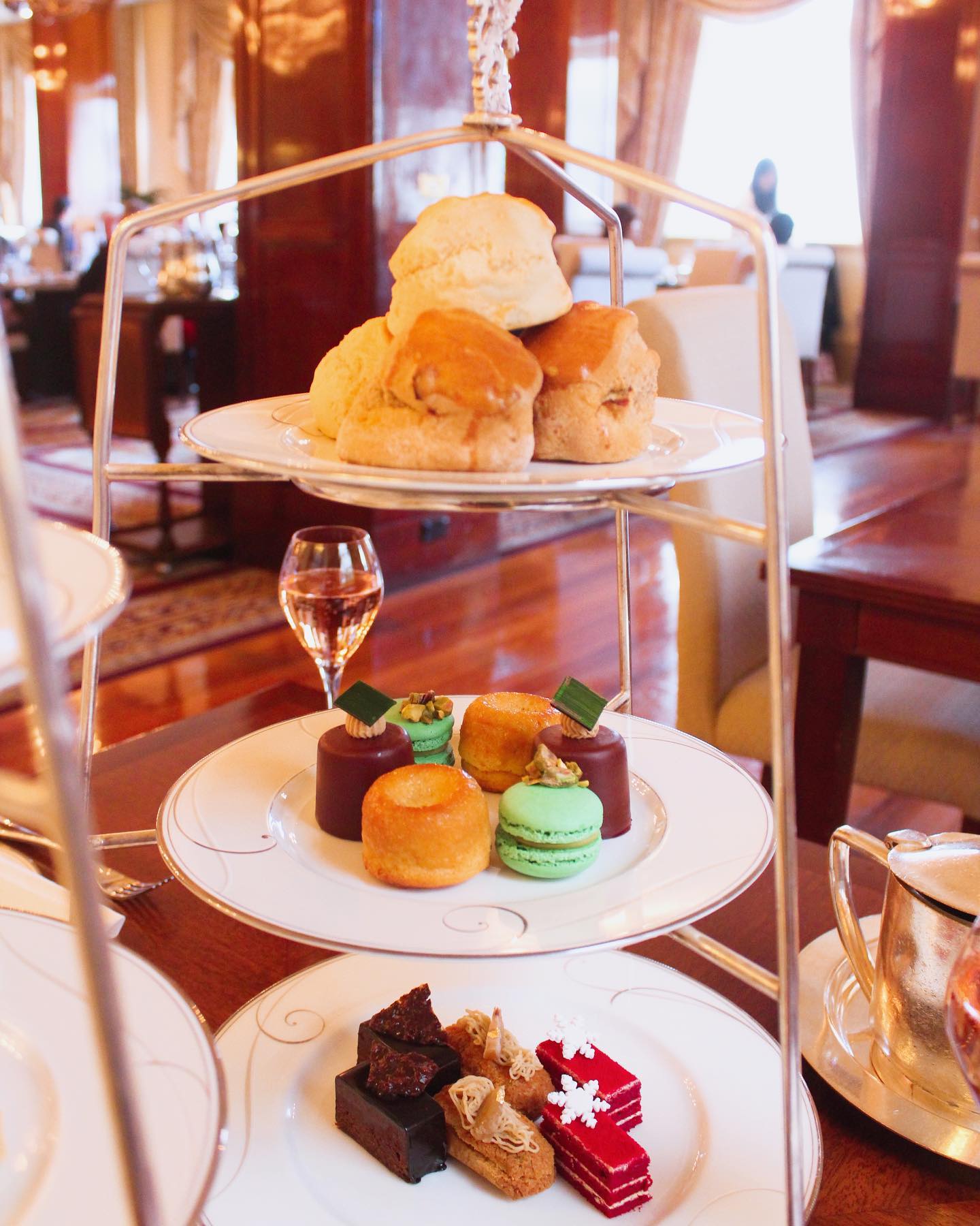 Treat Yourself And Your Loved Ones To One Of Melbourne S Best High Teas Dish Cult