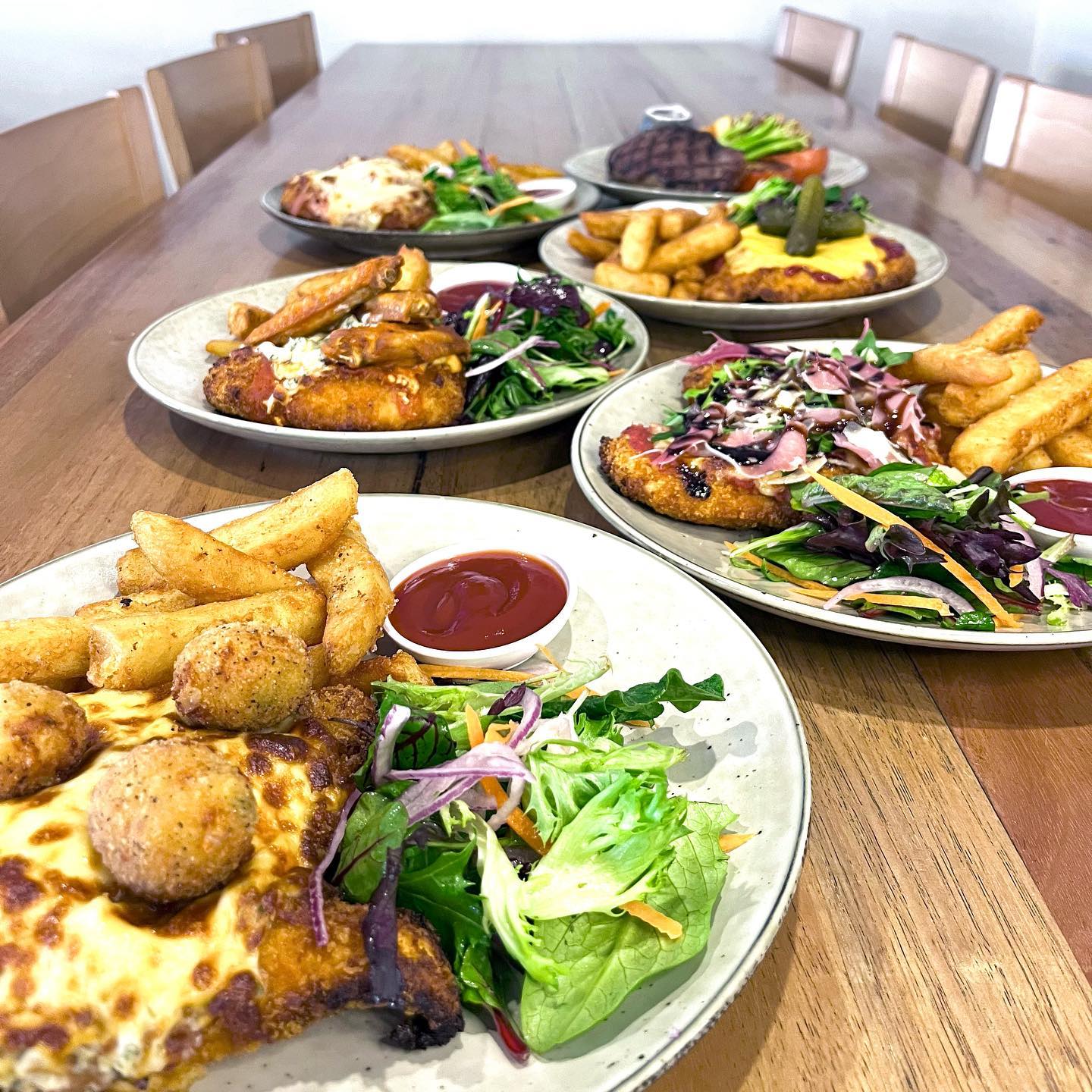 Where to watch the footy finals and have a great meal in Melbourne